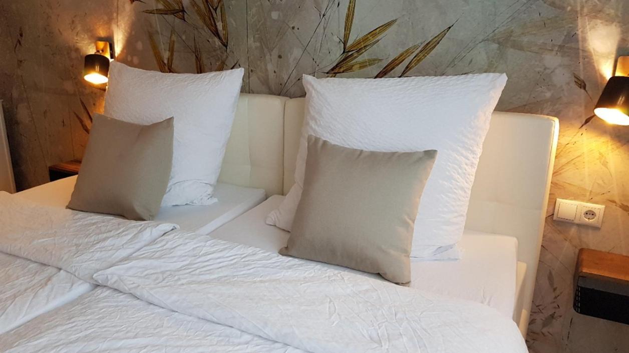 Bergische Idylle Hotell Overath Exteriör bild