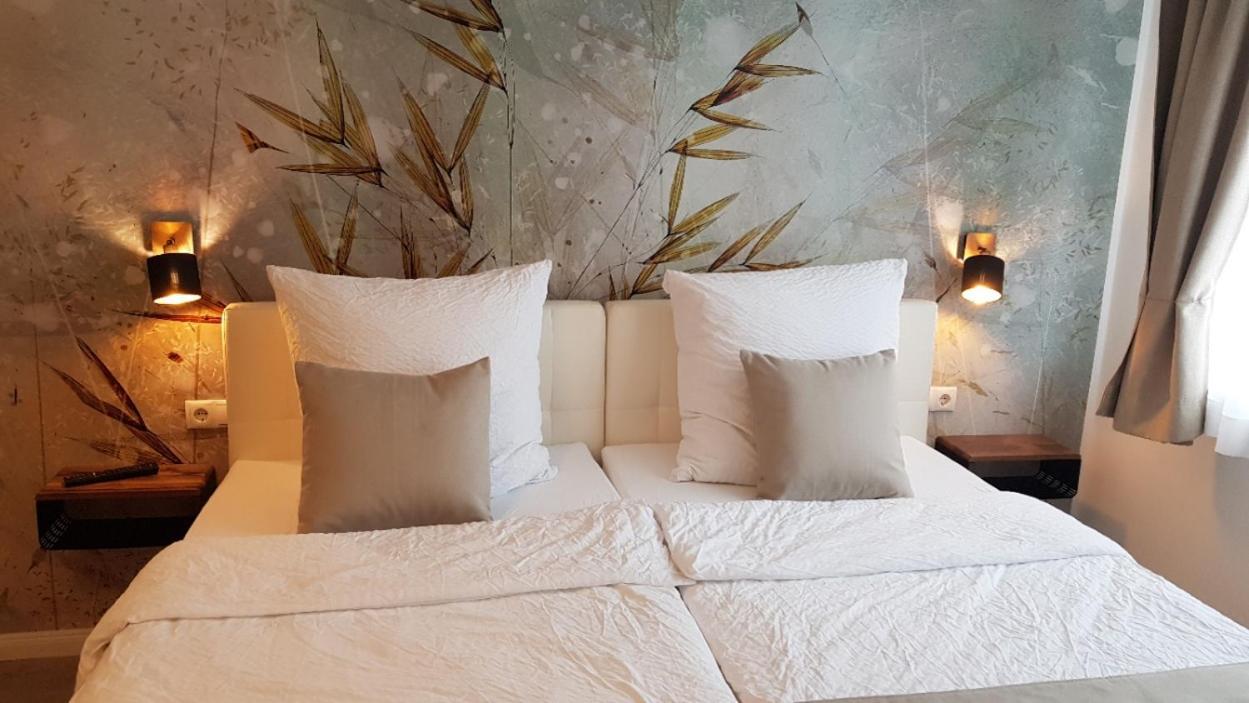 Bergische Idylle Hotell Overath Exteriör bild